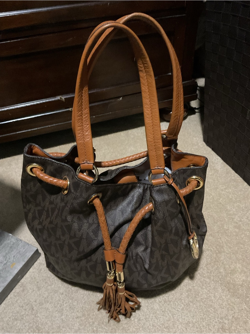 Michael Kors Bucket Bag